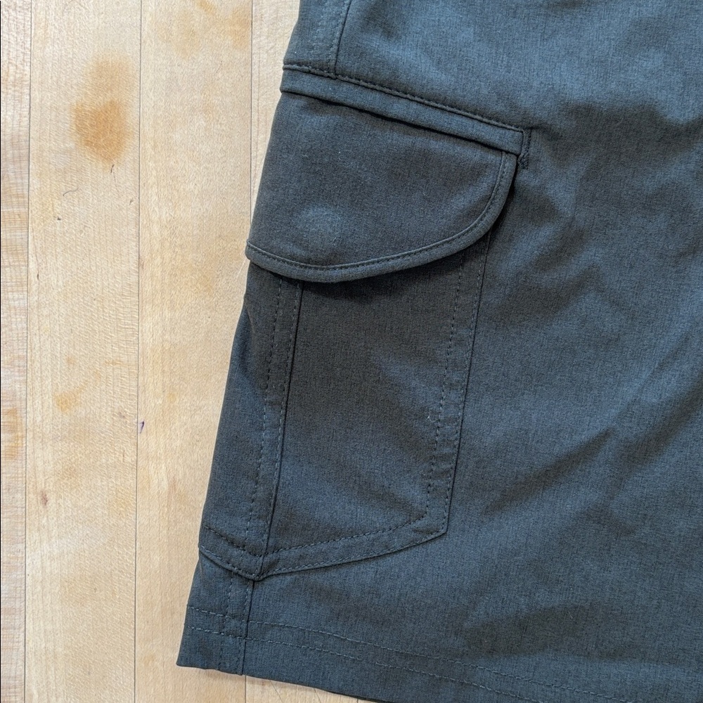 Kuhl Women’s Size 4 Freeflex Cargo 10” Short Dark Moss Green Hiking Outdoor - Picture 4 of 9